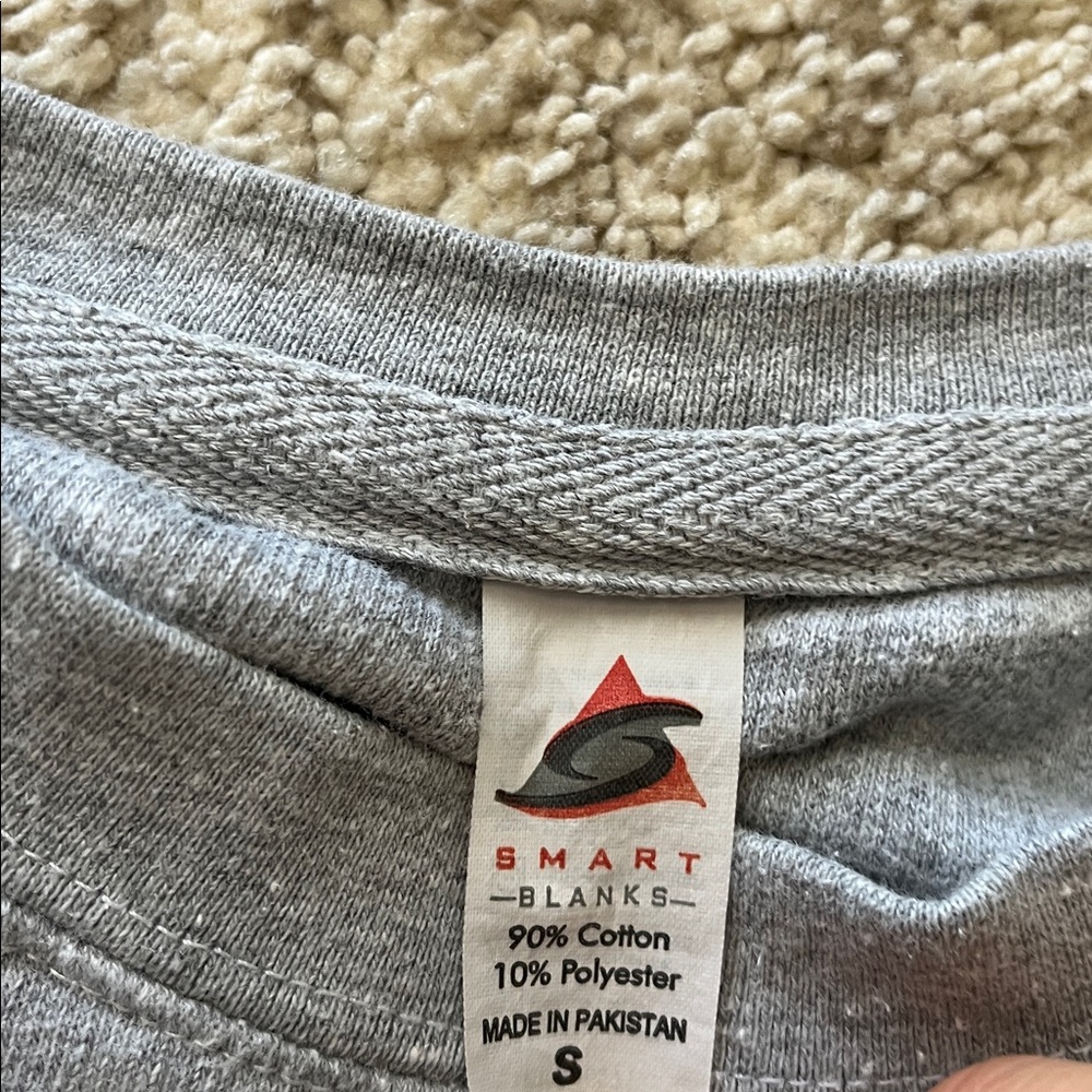 Whoville University Gray Sweatshirt - Picture 2 of 3